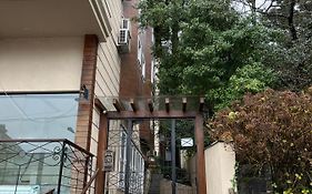 Apartamento novinho na Borges de medeiros- CENTRO